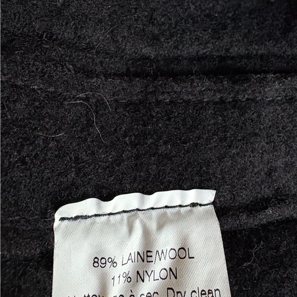 Lëo Avant-Garde Wool Jacket – Made in Canada ( fits small) - Picture 6 of 7